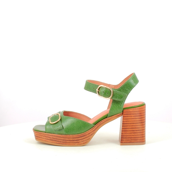 Karston sandale rose cuir lisse vert boucle